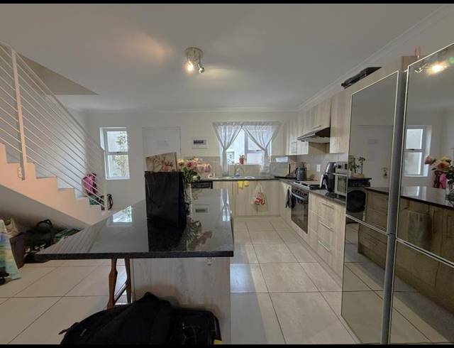 3 BEDROOM HOUSE FOR SALE IN HEATHFIELD